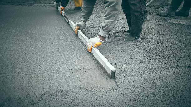 Best Concrete Patio Contractor  in Mineola, NY